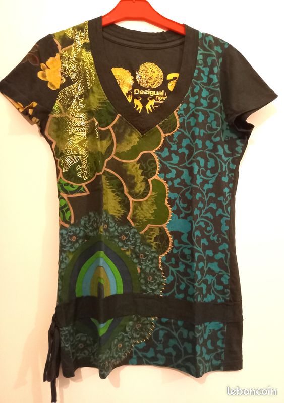Tee-Shirt Vert avec Motifs Desigual Taille M (image 1)