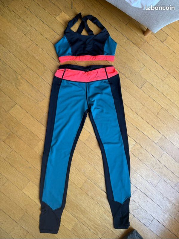 Ensemble sport Bershka S (image 1)
