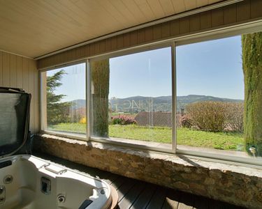 Maison 725 000 € - 150 m²