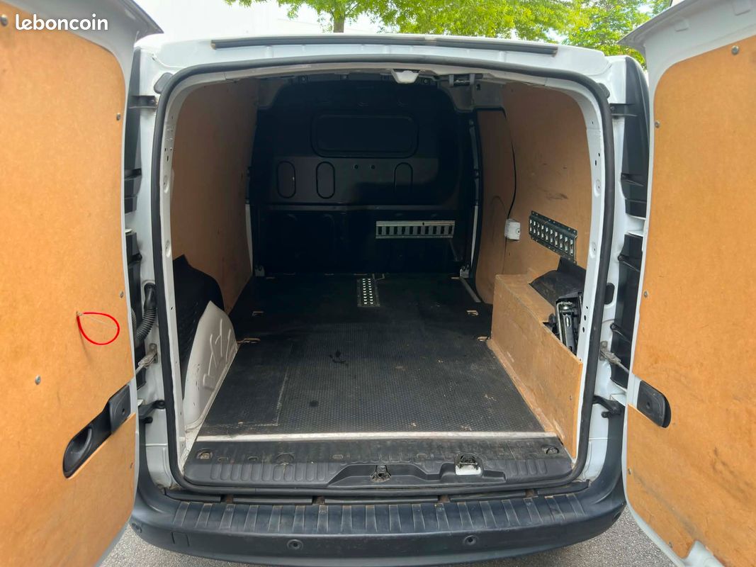 Renault kangoo 2 / l2 / 1.5 dci 95 chevaux / grande longueur / prix ttc (image 5)