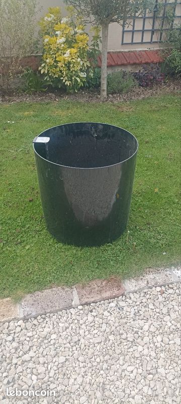 Bac a réserve d'eau (image 1)