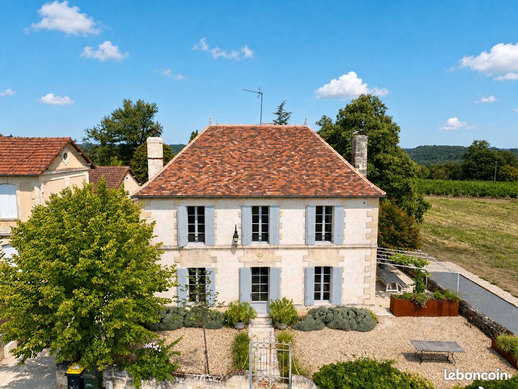 Maison 8 pièces 213 m² · à Saint-Émilion · 213 m² · 850 000 €