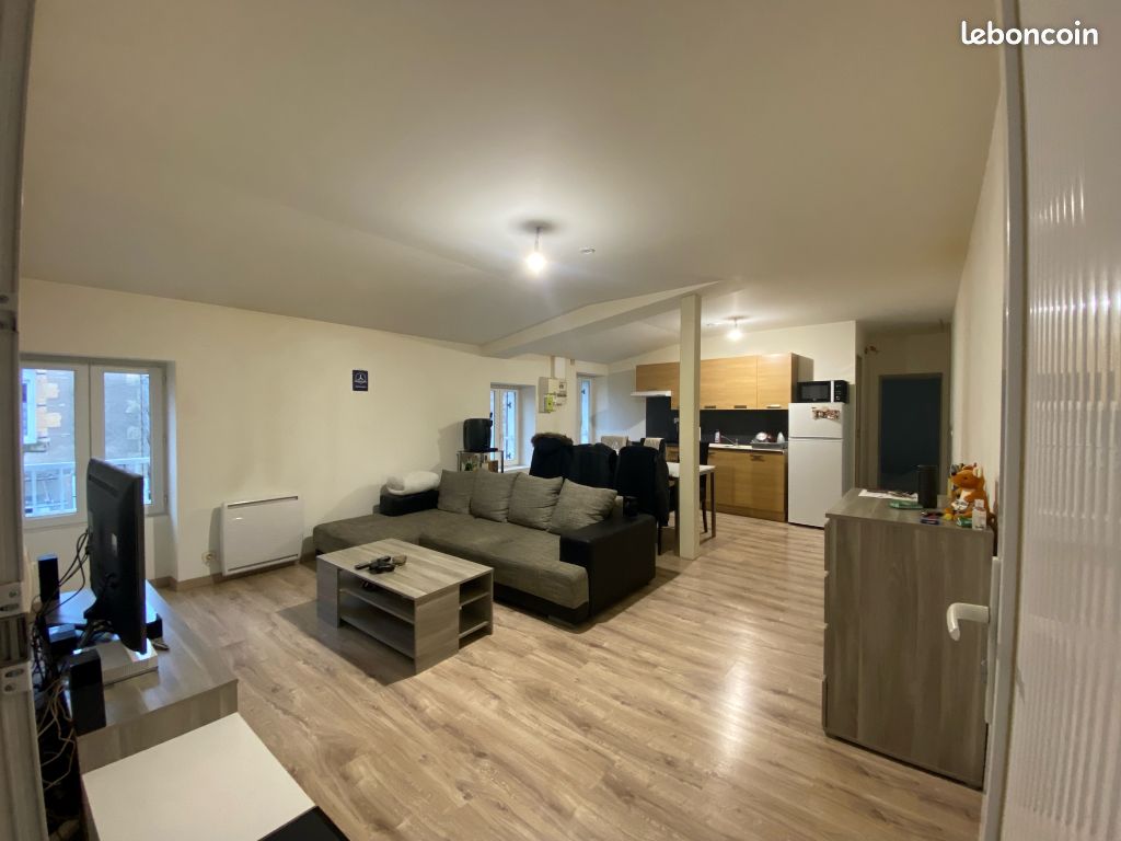 Appartement 2 pièces 50 m² · à Guérigny · 50 m² · 425 €