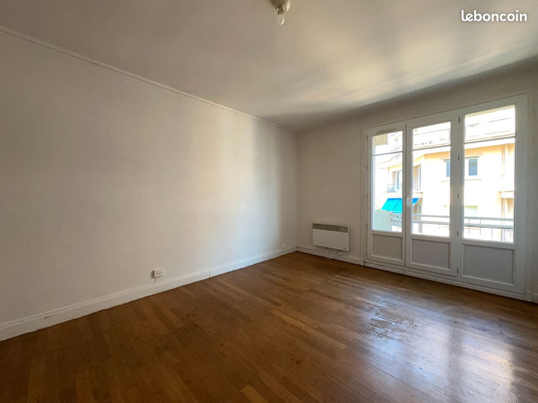 Appartement 4 pièces 76 m² · à Grenoble · 76 m² · 915 €