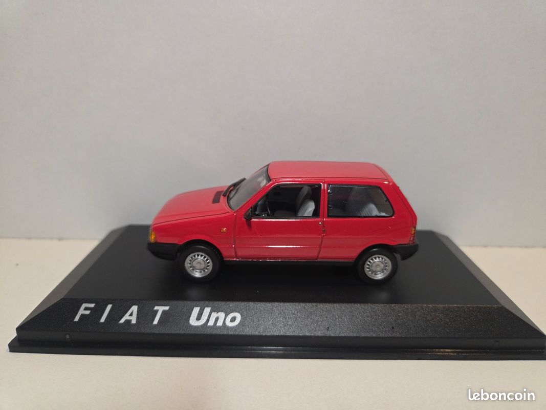 Modèle Réduit Norev 1/43 - Fiat 1500 N°45 - Avec Boîte D'origine - Occasion Bon état