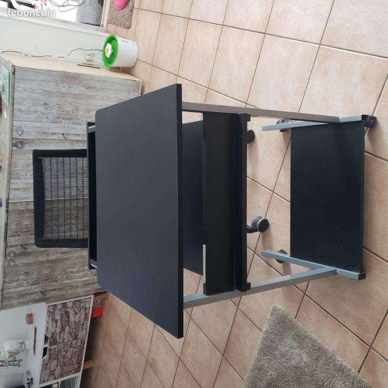 Bureau ordinateur (image 1)
