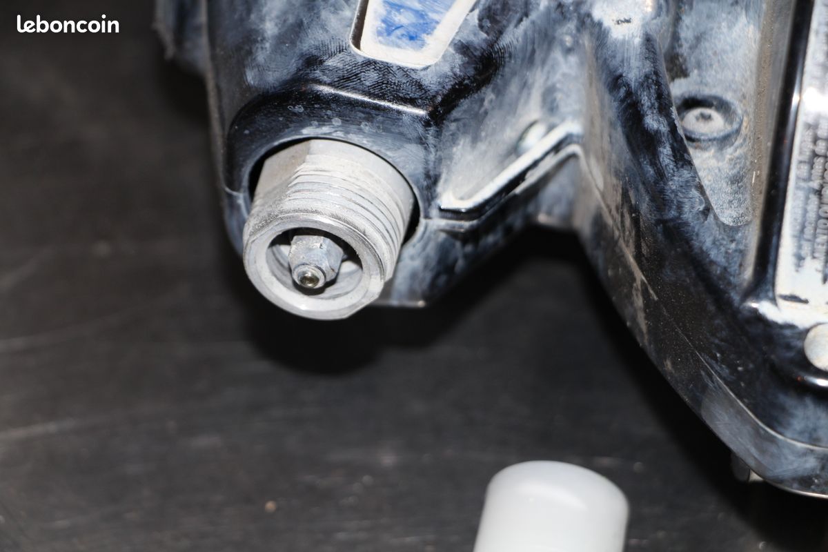 Pistolet à peinture GRACO EASY MAX WP sur batterie mais batteries HS (image 14)