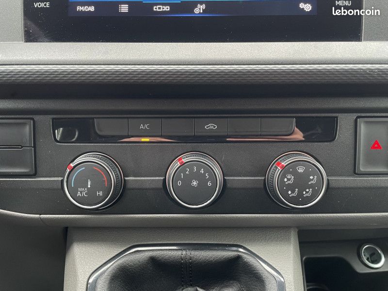Volkswagen TRANSPORTER FG / PRIX HT 18 316,67 / 2.8T L1H1 2.0 TDI 150CH BUSINESS PLUS (image 18)