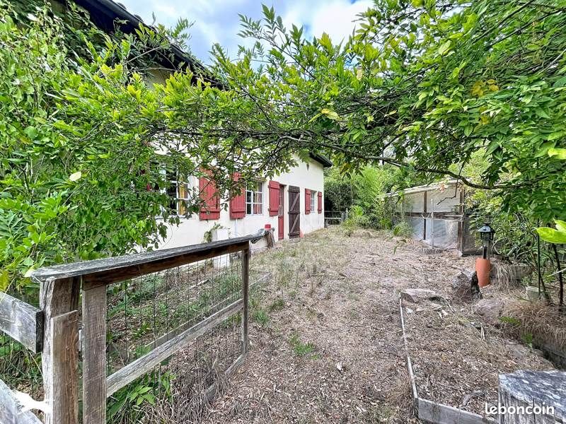 Maison 2 pièces 74 m² · à Laluque · 74 m² · 223 650 €