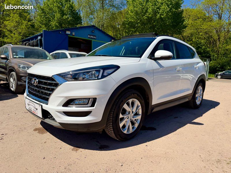 Hyundai tucson 1.6l crdi 115cv phase 2 finition creative 202.000kms 11/2018 toit panoramique ouvrant gps ecran tactile bluetooth (image 1)