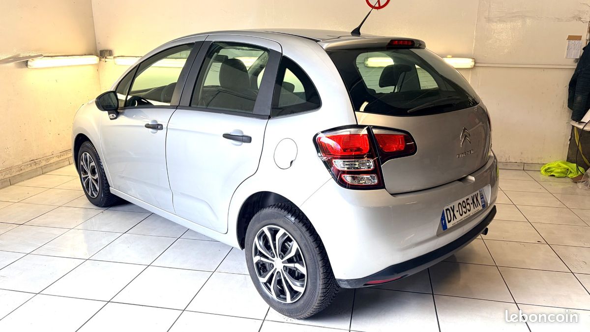 Citroën C3 Confort Business A 31.000 KM (image 4)