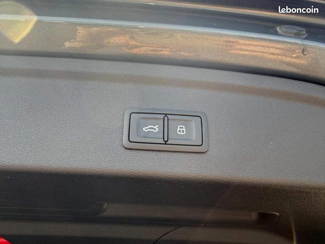 Audi A3 sportback 45 TFSI e 245ch Competition S tronic 6 (image 19)