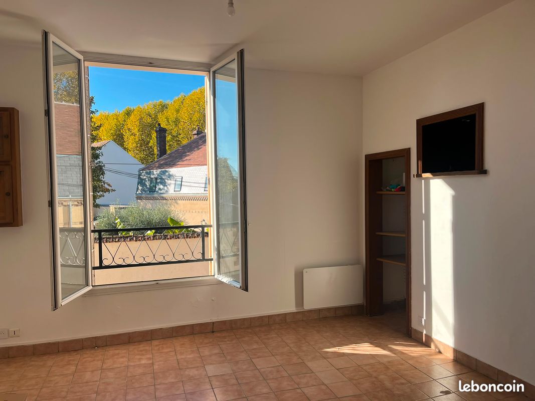 Appartement 1 pièce 27 m² · à Sens · 27 m² · 550 €/mois