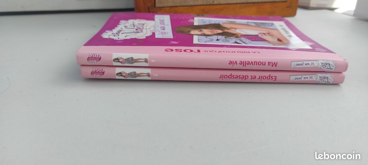 Livre de poche violetta (image 2)
