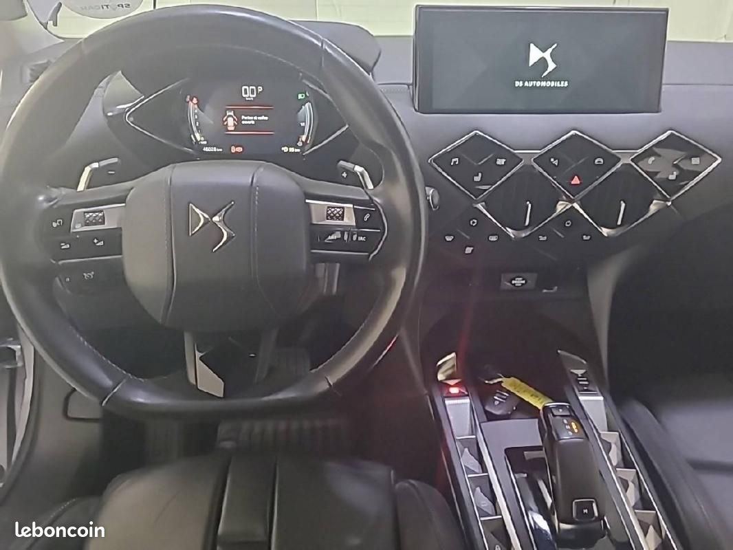 DS 3 Crossback DS3 BlueHDi 130 EAT8 - Grand Chic (image 8)