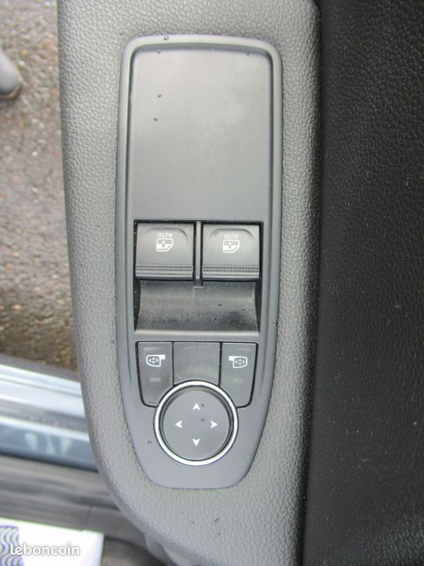 Renault CLIO V 1.6 E-TECH 140 BUSINESS Business (image 10)