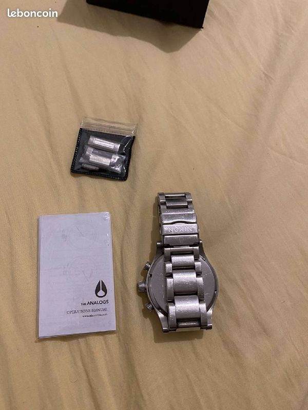 Nixon (image 4)