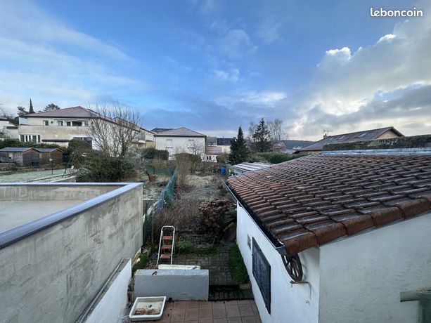 https://img.leboncoin.fr/api/v1/lbcpb1/images/48/df/30/48df3055fe399fbaf8f736f8188cb3d1b18f2129.jpg?rule=ad-image