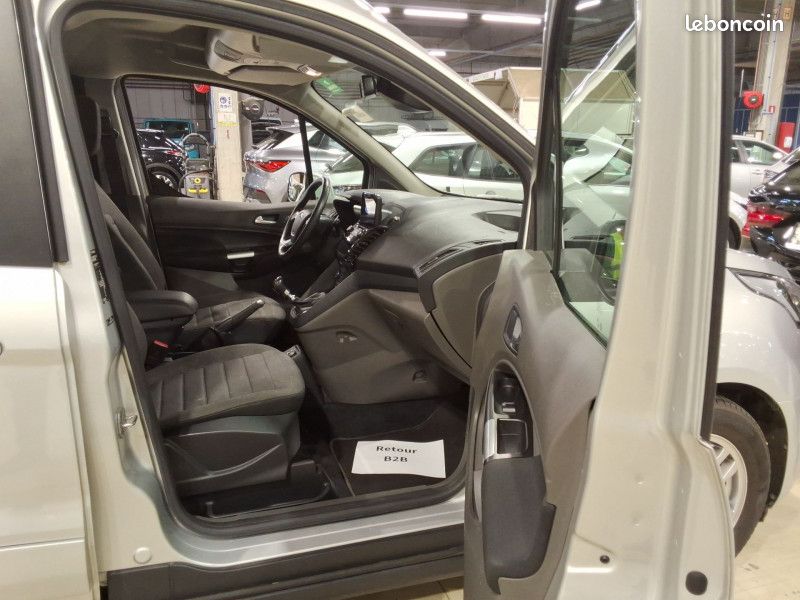 Ford TOURNEO CONNECT 1.5 ECOBLUE 100CH STOP&START TITANIUM (image 4)
