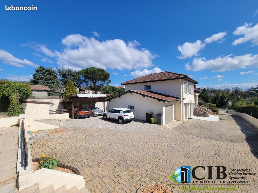 Maison 7 pièces 143 m² · à Saint-Maurice-l'Exil · 143 m² · 385 000 €