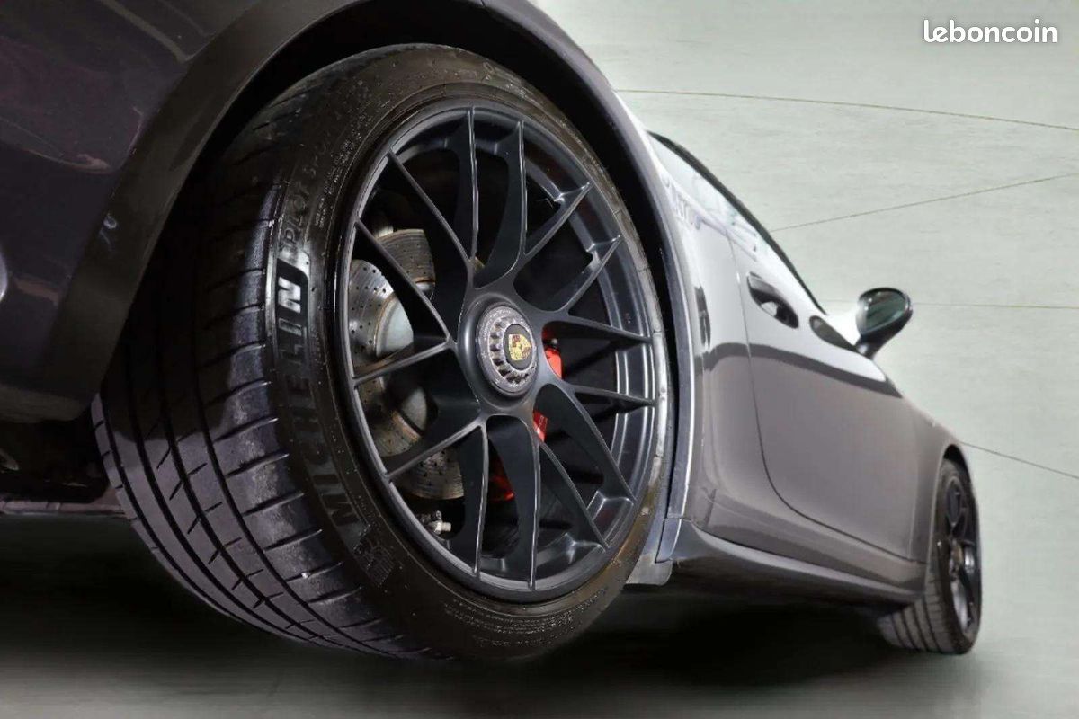 Porsche 911 TARGA 4 GTS * 450 ch * PDK * Burmester * PDLS+ * R20 (image 6)