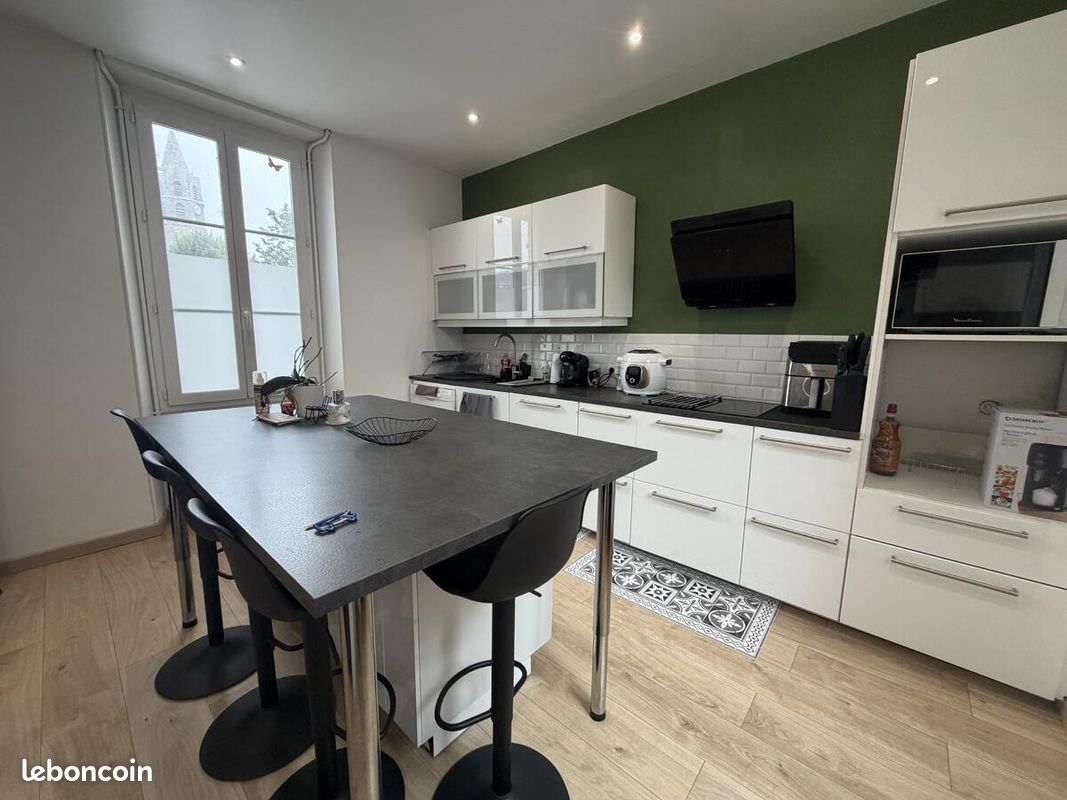 Maison 4 pièces 107 m² · à Éole-en-Beauce · 107 m² · 155 000 €