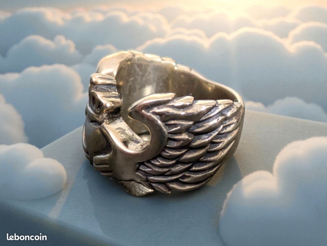 Bague chevaliere Jesus Christ Sacre-Cœur en laiton T63: amour