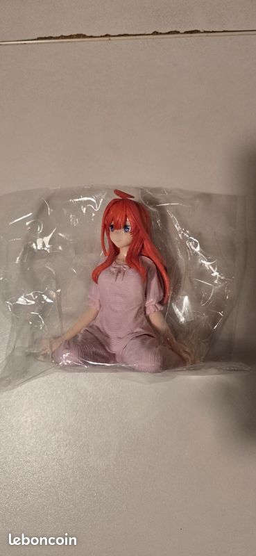 Figurine Waifu (image 1)