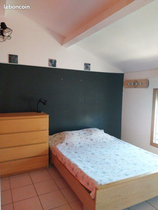Appartement 3 pièces 30 m² · à La Tour-d'Aigues · 30 m² · 450 €/mois