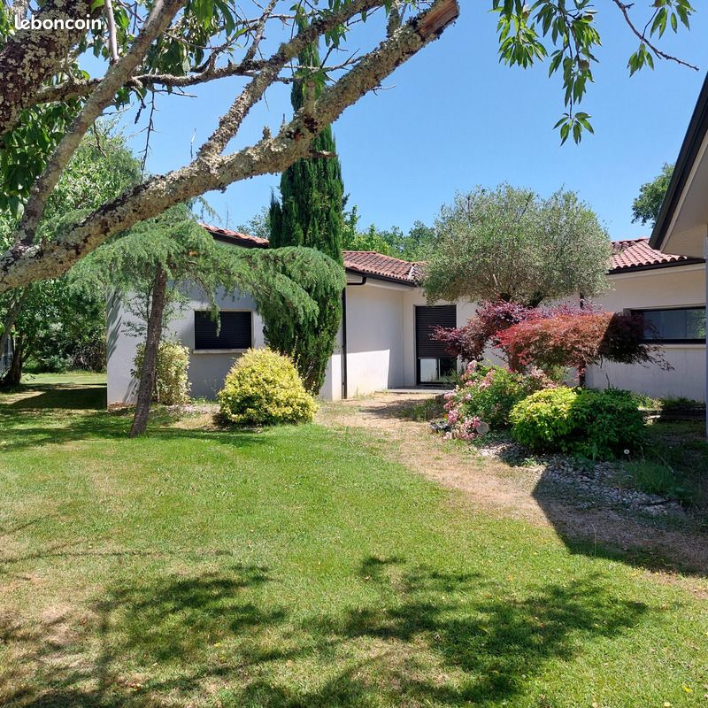 Maison 7 pièces 216 m² · à Montauban · 216 m² · 550 000 €