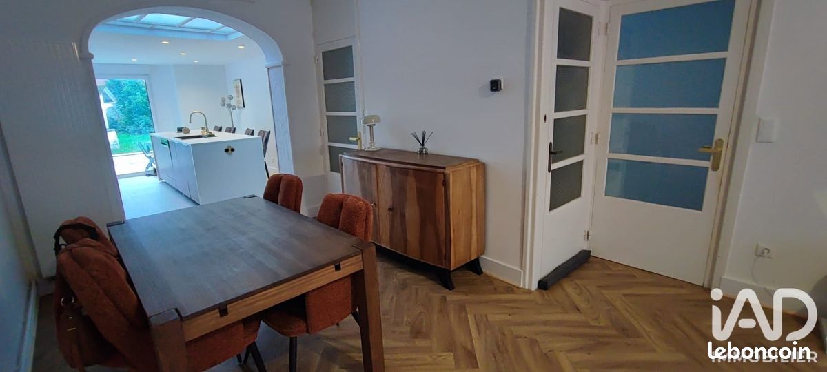 Maison 5 pièces 103 m² · à Croix · 103 m² · 270 000 €