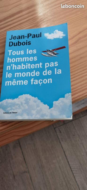 Livre "tous les hommes n'habitent pas le monde de la même façon" j.p Dubois (image 1)