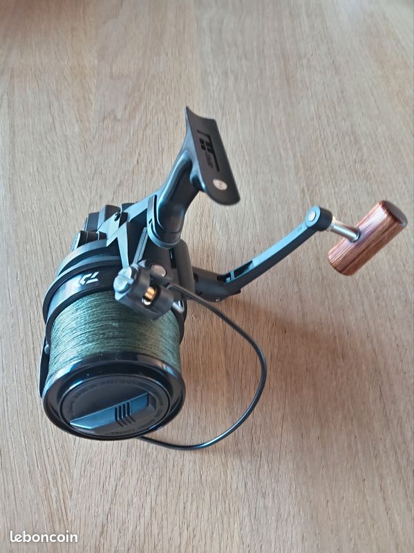 1 Moulinet daiwa tournament TS 5000 black edition (image 4)