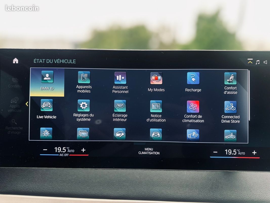 BMW iX 40e 326CH xDrive + CARPLAY SANS FIL + SIEGES CHAUFFANTS/VENTILES/MASSANTS/ELECTRIQUES + HARMAN KARDON + 1ERE MAIN + GARANTIE 12 MOIS (image 32)