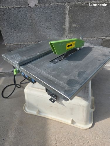 Table Coupe Carrelages 720 W (image 1)
