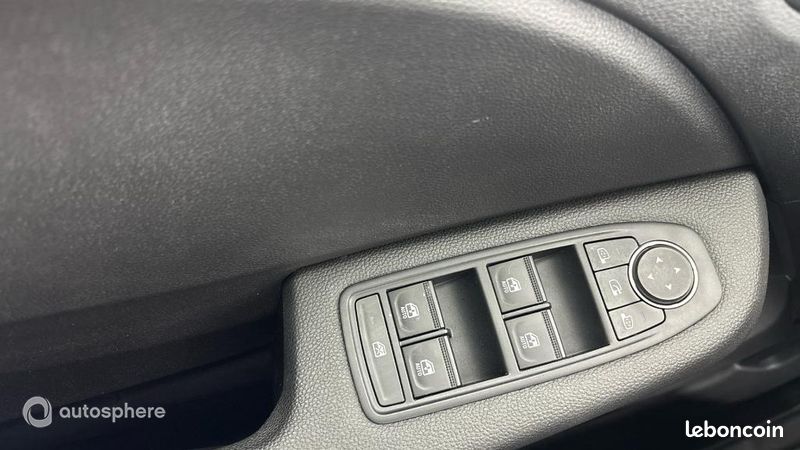 Renault Clio 1.6 E-Tech 145ch full hybrid Evolution (image 29)