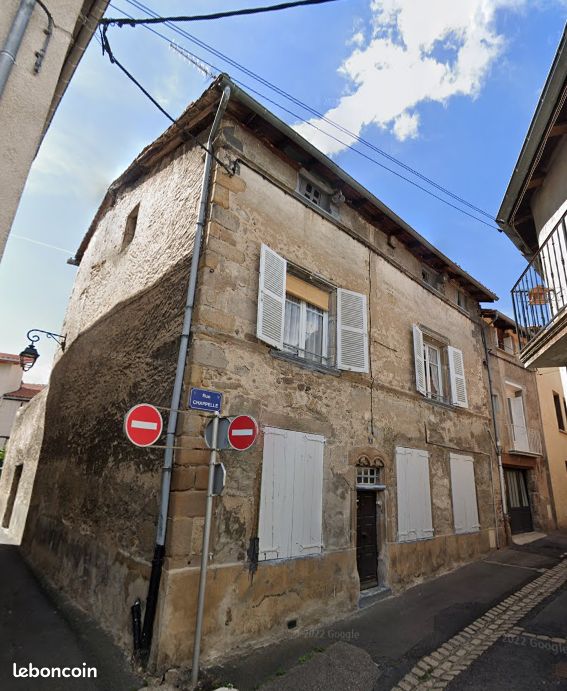 Appartement 8 pièces 250 m² · à Saint-Just-Saint-Rambert · 250 m² · 120 000 €