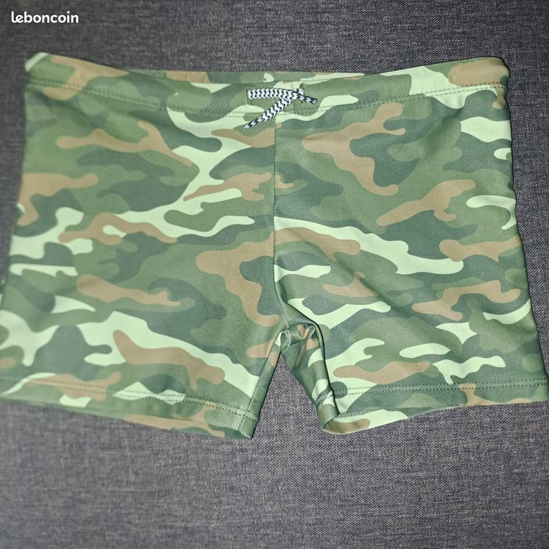 Short de bain garçon camouflage taille 134/140 (image 1)