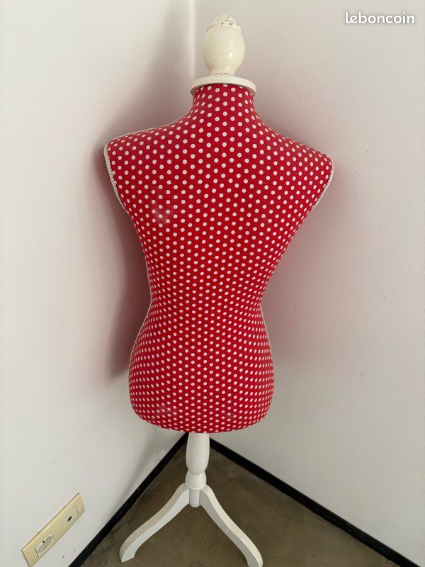 Mannequin couture (image 3)