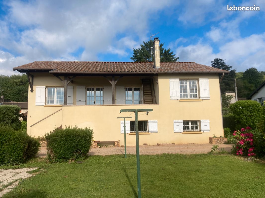 Maison 7 pièces 192 m² · à Sancé · 192 m² · 280 000 €