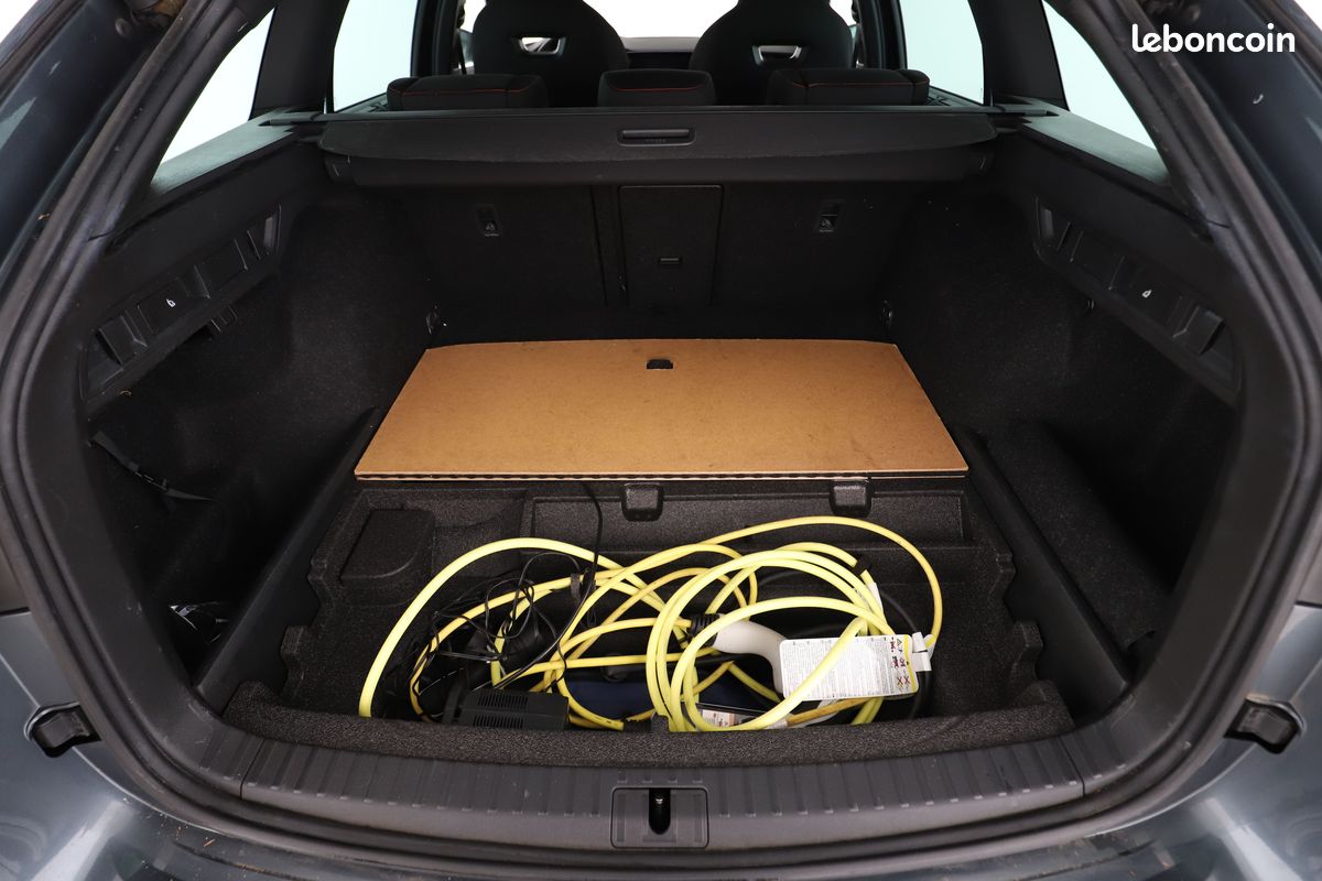 Skoda Octavia Combi 1.4 TSI PHEV iV RS DSG6e 245 ch (image 16)