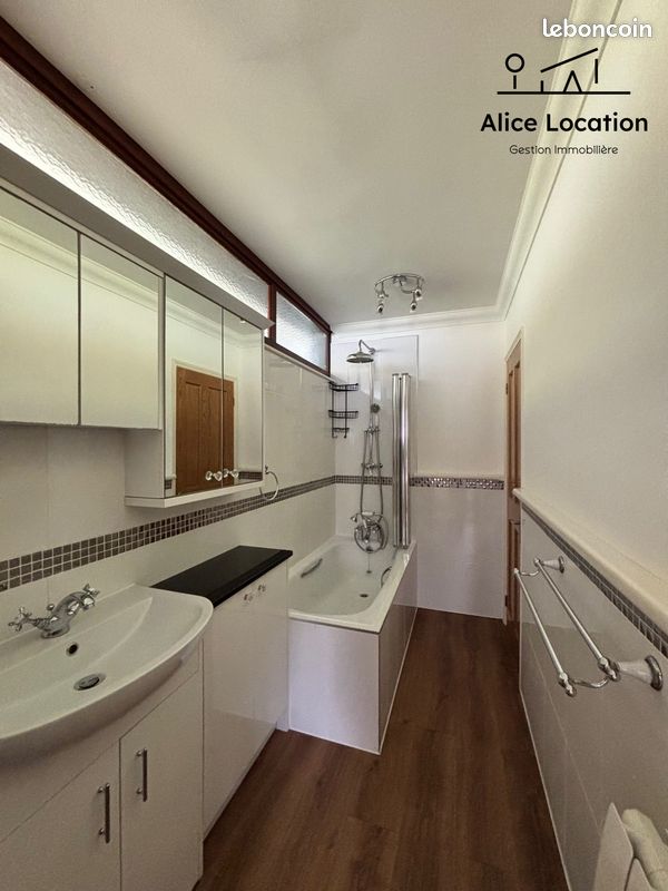 Appartement 2 pièces 37 m² · à Évian-les-Bains · 37 m² · 745 €