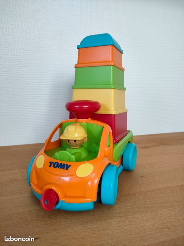 Camion Tomy à formes (image 1)