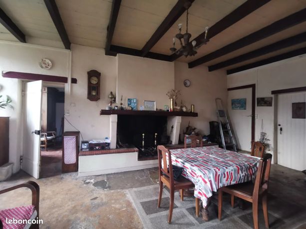 Maison 8 pièces 234 m²