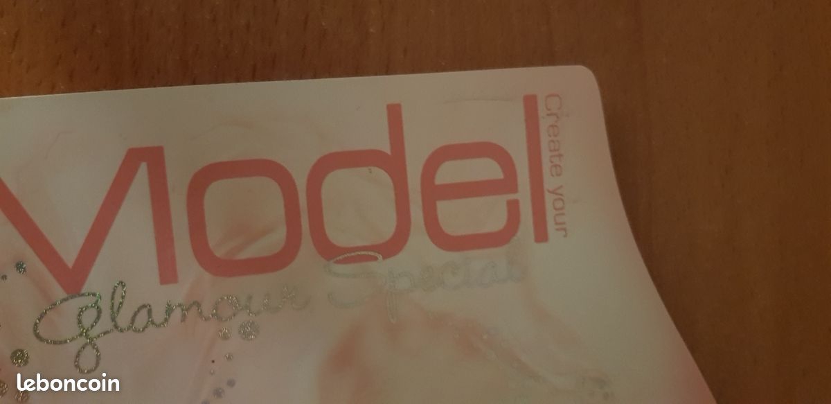 Grand cahier de création de mode (image 9)