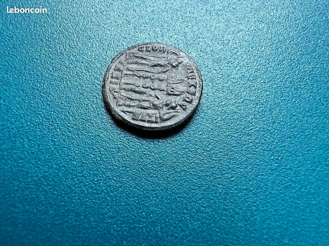 De monnaie antique, Constans. Follis. 336-337 (image 4)