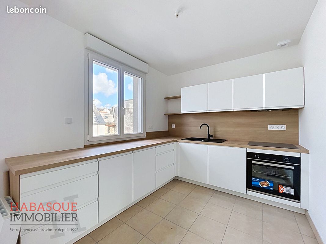 Appartement 3 pièces 80 m² · à Lesneven · 80 m² · 760 €/mois