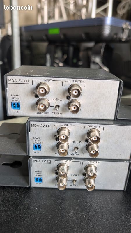Extron MDA 3V – Mini Distributeur Amplificateur Vidéo Composite 3 Sorties, Occasion