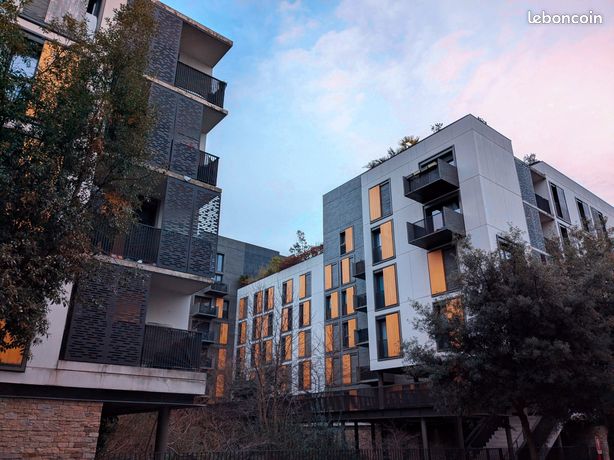 Location appartement 4 pièces 76 m² Colombes (92700)
