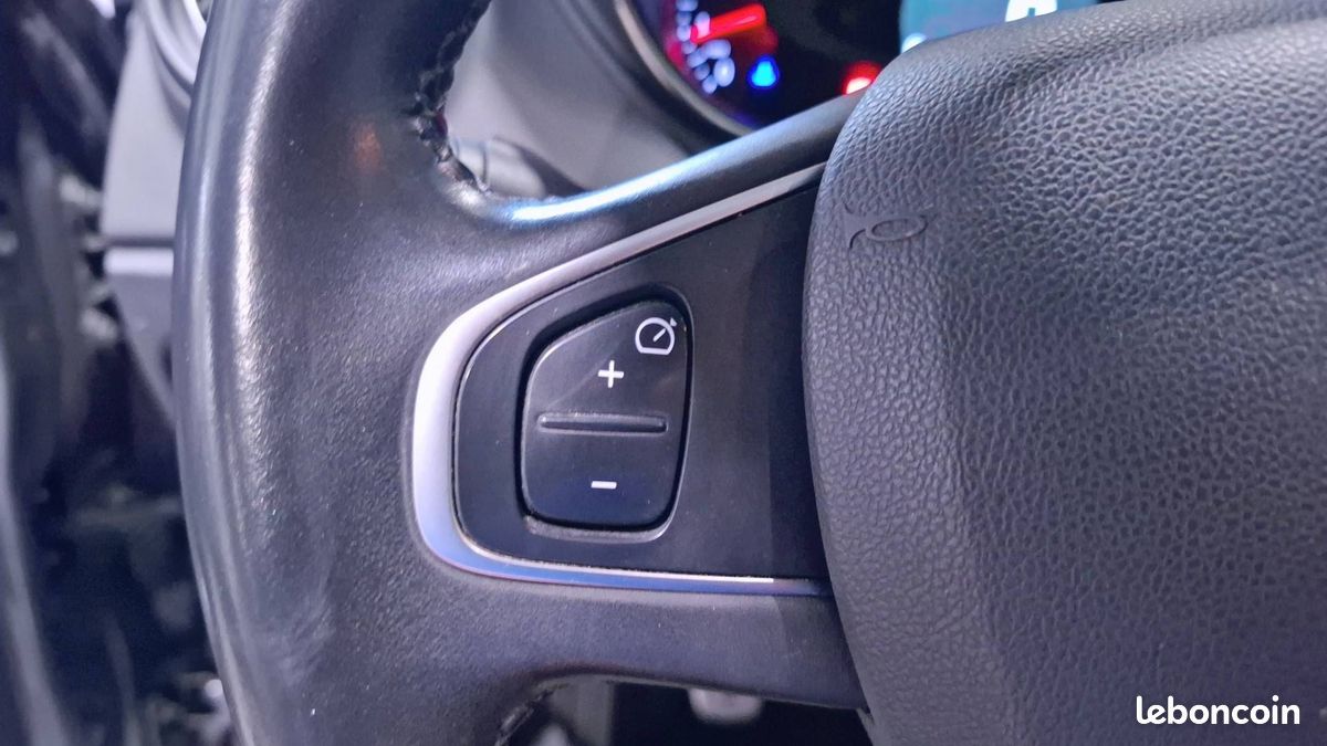 Renault captur dci 110 energy intens (image 22)